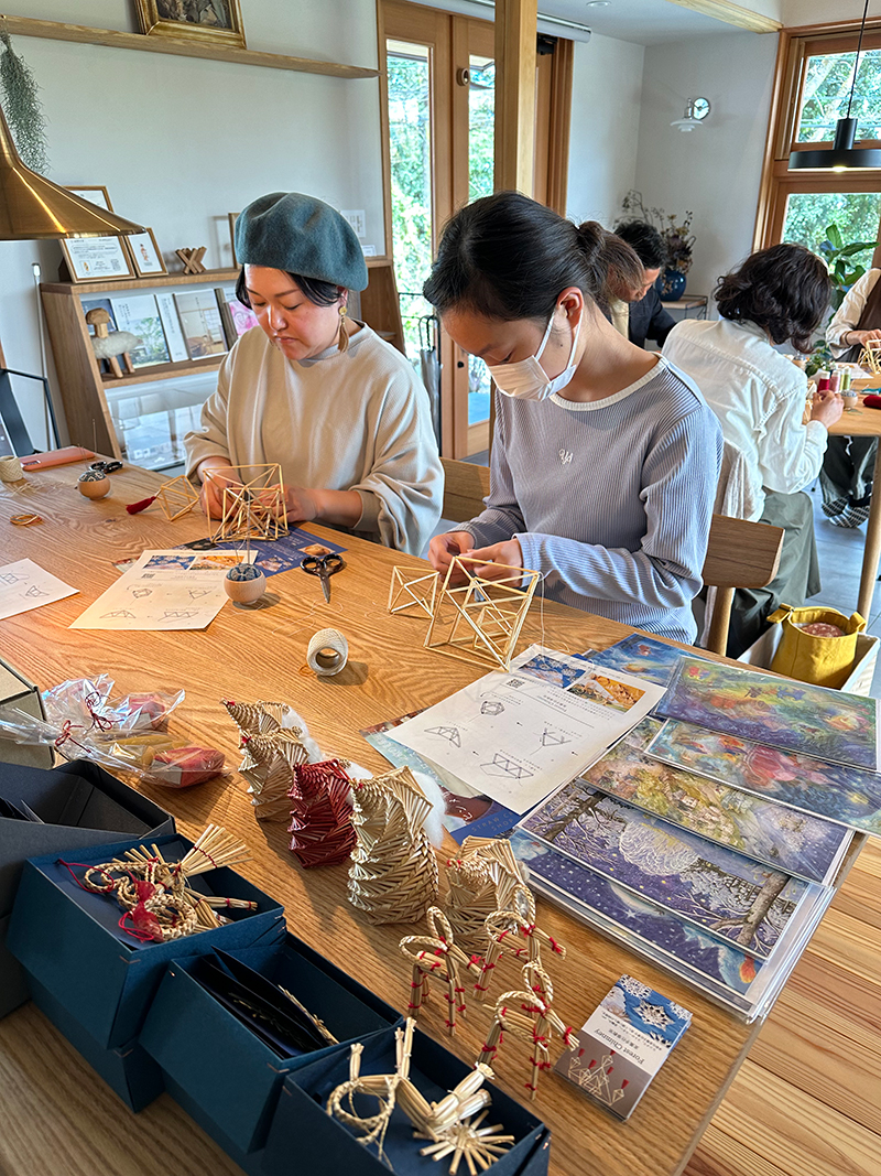 ヒンメリ作りワークショップの様子